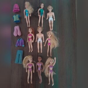Polly Pocket Dolls & Clothes Lot